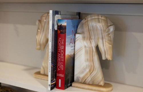 Lakefront Luxury at Stony Pointe - Foto 47