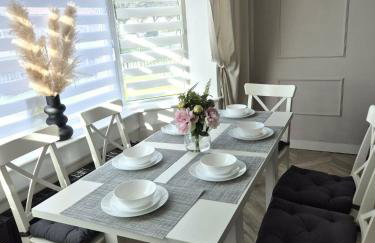 Spotless 2BR Flat with Parking, Garden, Wifi, Netflix, Sleeps 6 - Foto 5