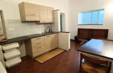 House of the Arches - Photo 11