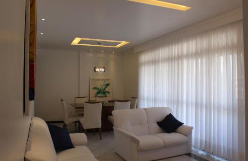 Apto Praia do Forte - Excelente localização - Foto 2