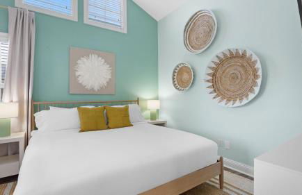 Steps to Beach! Arcade Game Room, Pool + Hot Tub Calico Scallop by Avantstay - Foto 76