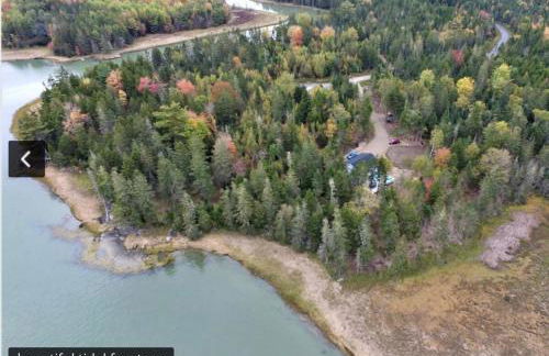 Waterfront Family & Pet Friendly Home with Hot Tub "Sandpiper Shores" - Foto 10