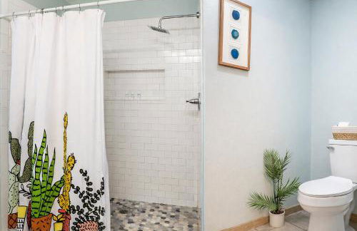 Pool House, Short Drive to Beach, Grill, Smart TV - Foto 10