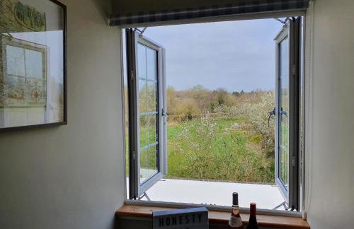 Beautiful 2 bedroom guest house with private pool in Lacock, Wiltshire - Foto 14