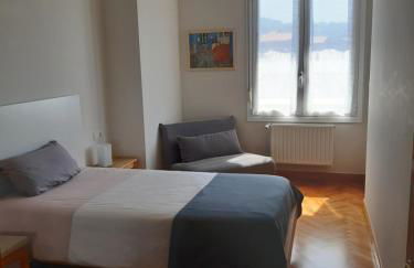 Espacio amplio y luminoso - Foto 13