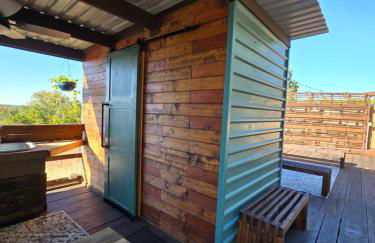 Hill Country Hangar with hottub, 7 minutes from the river and lake - Foto 19