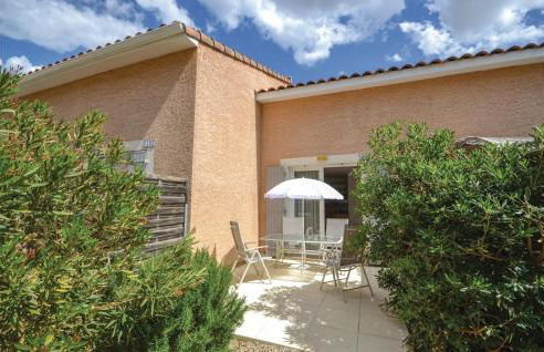 Cozy Home In Calvisson With Kitchen - Photo 2