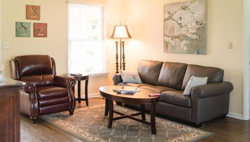 Grandma's Cottage at Garrison Farmstead near Greensburg KY - Foto 4