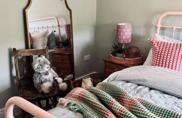 5 - Spacious Countryside House for Families & Groups - Photo 13