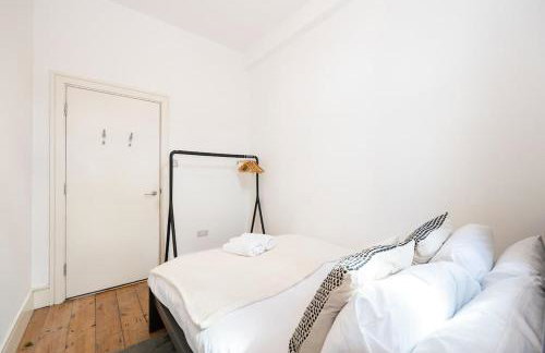 2 Bed City Centre Flat Sleeps 6 - Foto 24