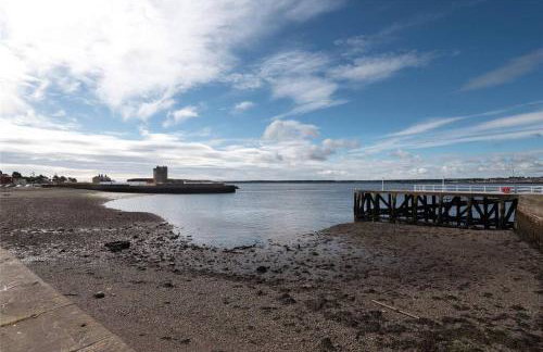 The Colours Riverside apartment with garden - Foto 10
