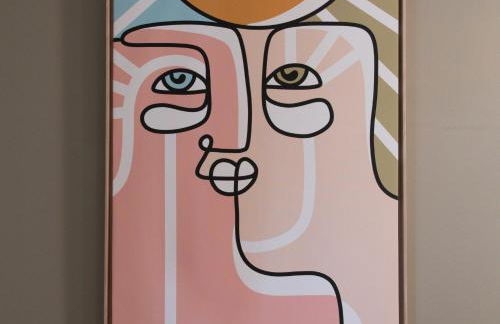 Charming Benson Home - Sleeps 5 Hot Tub! - Photo 6