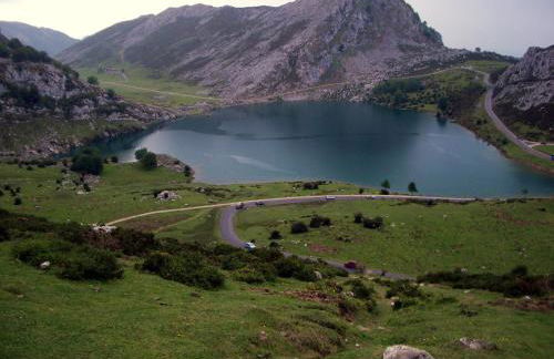 Cozy Cottage with Pool & Terrace - Foto 34