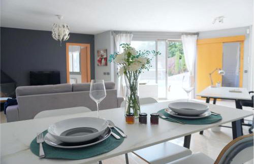 BlueLine 25km BCN-Piscina, sauna y vistas al mar - Photo 13