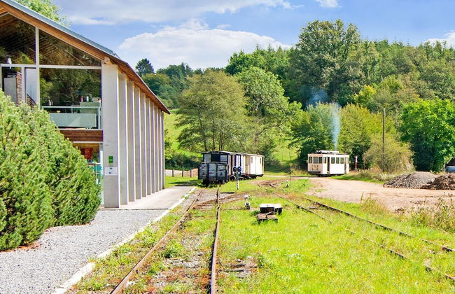 Charming Stay Near Forests - Photo 31