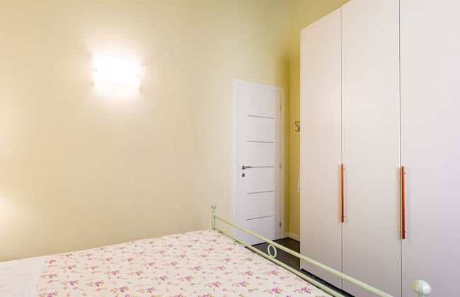 2 bedroom Apartment in Bellano - Photo 17