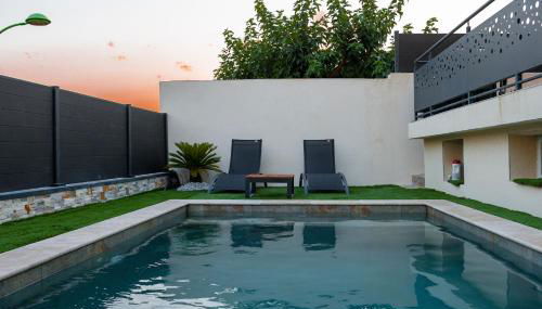 Grande Villa cosy avec piscine, sauna & jacuzzi - Foto 3, Garden