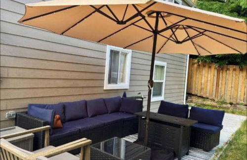 Modern Cozy Bright 2BR Lower Unit w private entry - Foto 20