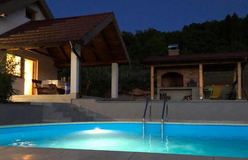 3 Bedroom Beautiful Home In Piscanovec - Foto 13