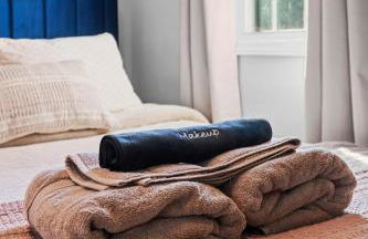 5 Min to Downtown - 7 to Duke - Washer and Dryer - Photo 19