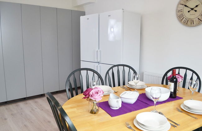 No 40, 5 beds, sleeps 7 - Photo 30