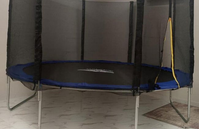 Chalet - Sleeps 9 & Free Parking - Foto 8