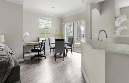 Landing Apartments Jacksonville - Windy Hill - Photo 6