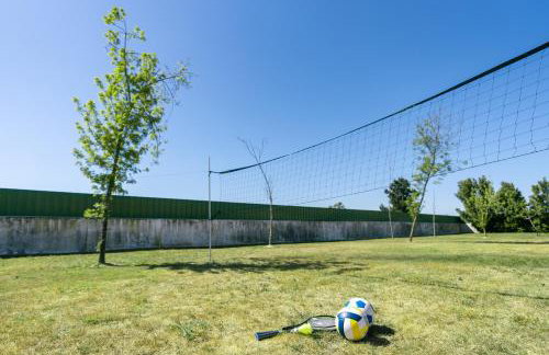 Casa com Piscina Privada em Palmela - Jardim & Estacionamento - Foto 43
