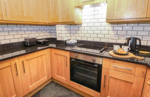 Howard's Hideaway - Photo 9