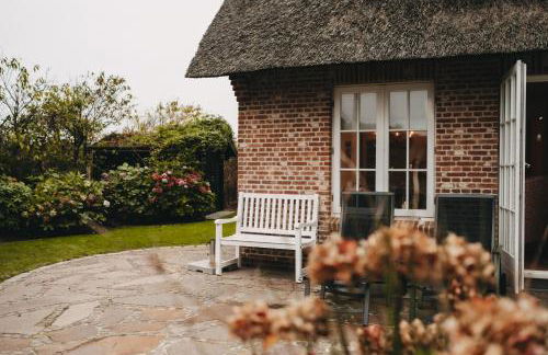 Hiidhüüs Wenningstedt unter Reet mit Sauna - Foto 2