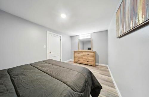 Charming Erie Home about 2 Mi to Downtown Delights! - Foto 18