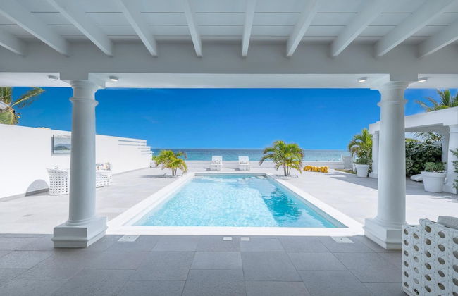 La Perla Bianca - 1 BR Beachfront Luxury Villa Offering Utmost Privacy - Foto 23