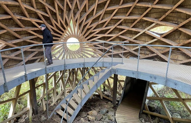 Welcoming Apartment Near Lake - Photo 30