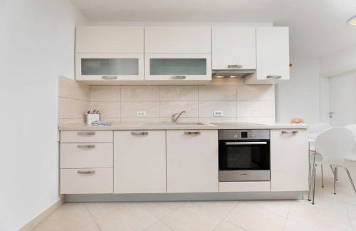 Seafront Maris by EL-PI TOURS - Foto 54