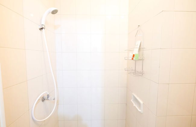 Studio Signature Park Grande Apartment Near Mt Haryono - Photo 17