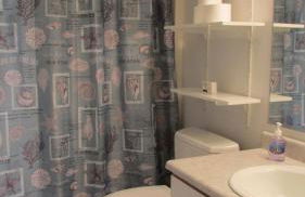 Cozy home near freeways w pool BBQ - Foto 19