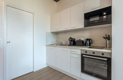 Studio équipé côté rue, parking gratuit - Foto 10