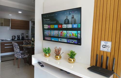 Ótima Localização, com suíte, Garagem coberta - Foto 2