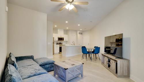 Pool Access, 1 Mi to Shops and Eats Crowley Rental - Foto 1