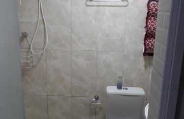 Casa Inteira aconchegante com garagem Próximo ao Aeroporto - Photo 10