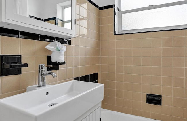 Lovely 1- Bedroom Rental Unit With Pool - Foto 17