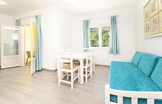 Apartamentos Falcó - Photo 18