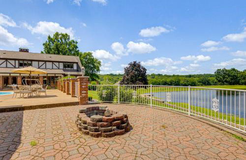 Gated 35-Acre De Soto Estate Pool, Lake and Patio! - Foto 37