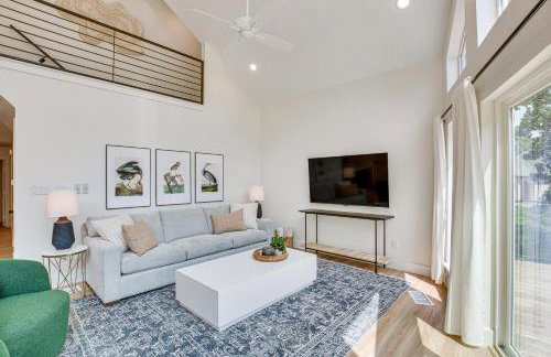 Dock and Fire Pit Cedar Creek Lakefront Retreat! - Foto 4