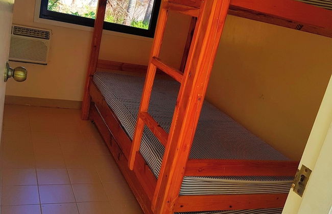 Jovillena Beach Resort Lobo Batangas - Foto 2