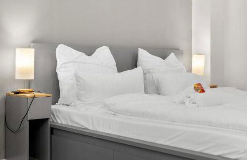 Big, comfortable, 11min Central Station, 14 people - Foto 3