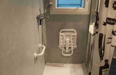 Appartement T2 - PMR à 750 Mètres de la Station Thermale d'Avène (34) - Foto 36