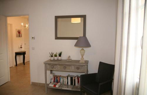 Golf de Pont Royal Villa les Micocouliers climatisée 4 chambres Piscine chauffée Parking - Foto 11