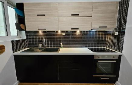 Heart of Faliro 2BR 5m Walk to Beach - Newly Renovated - Foto 21