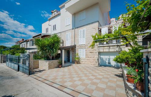 Niko's Charming Apartment with FREE parking - Foto 37